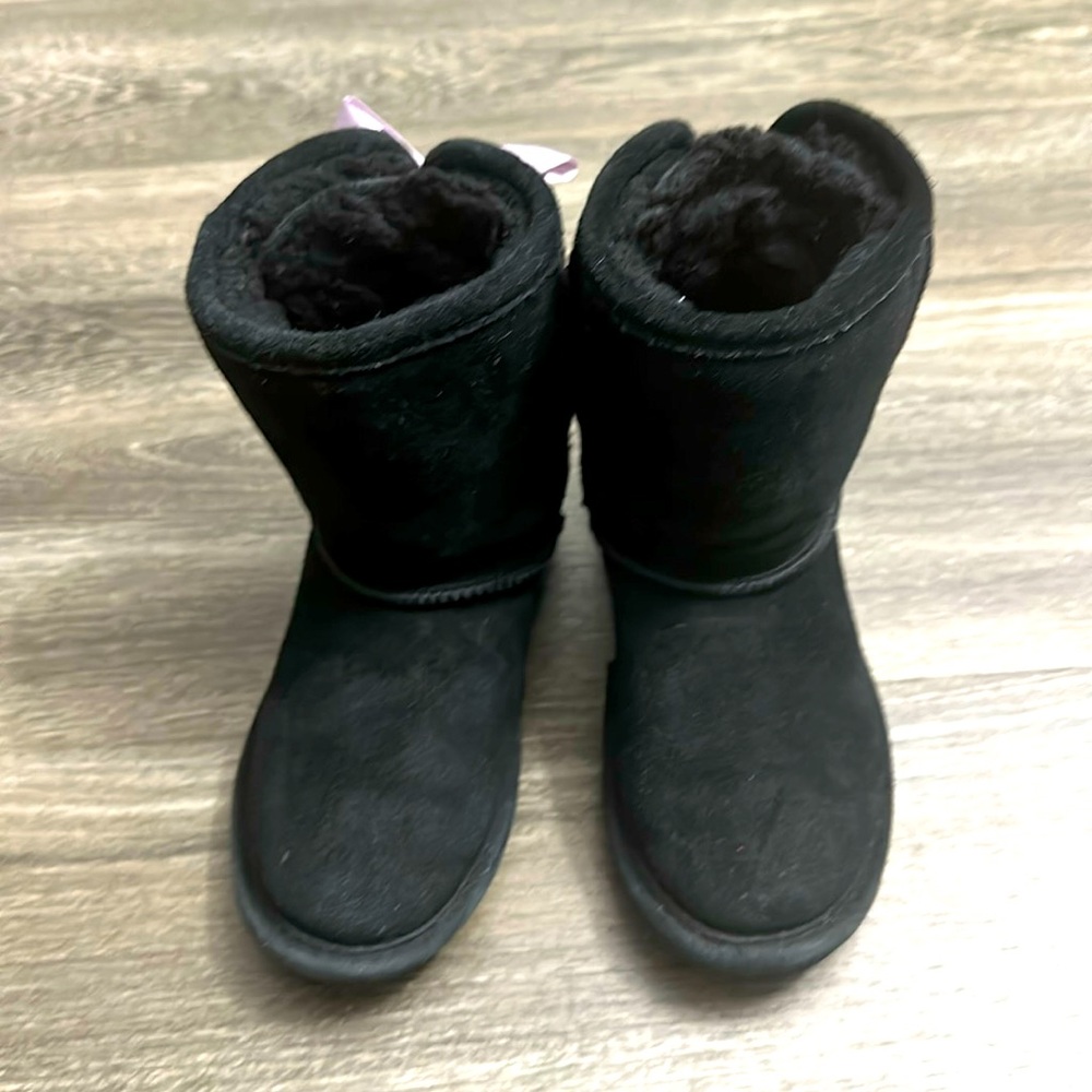 Bearpaws girls boots size 11